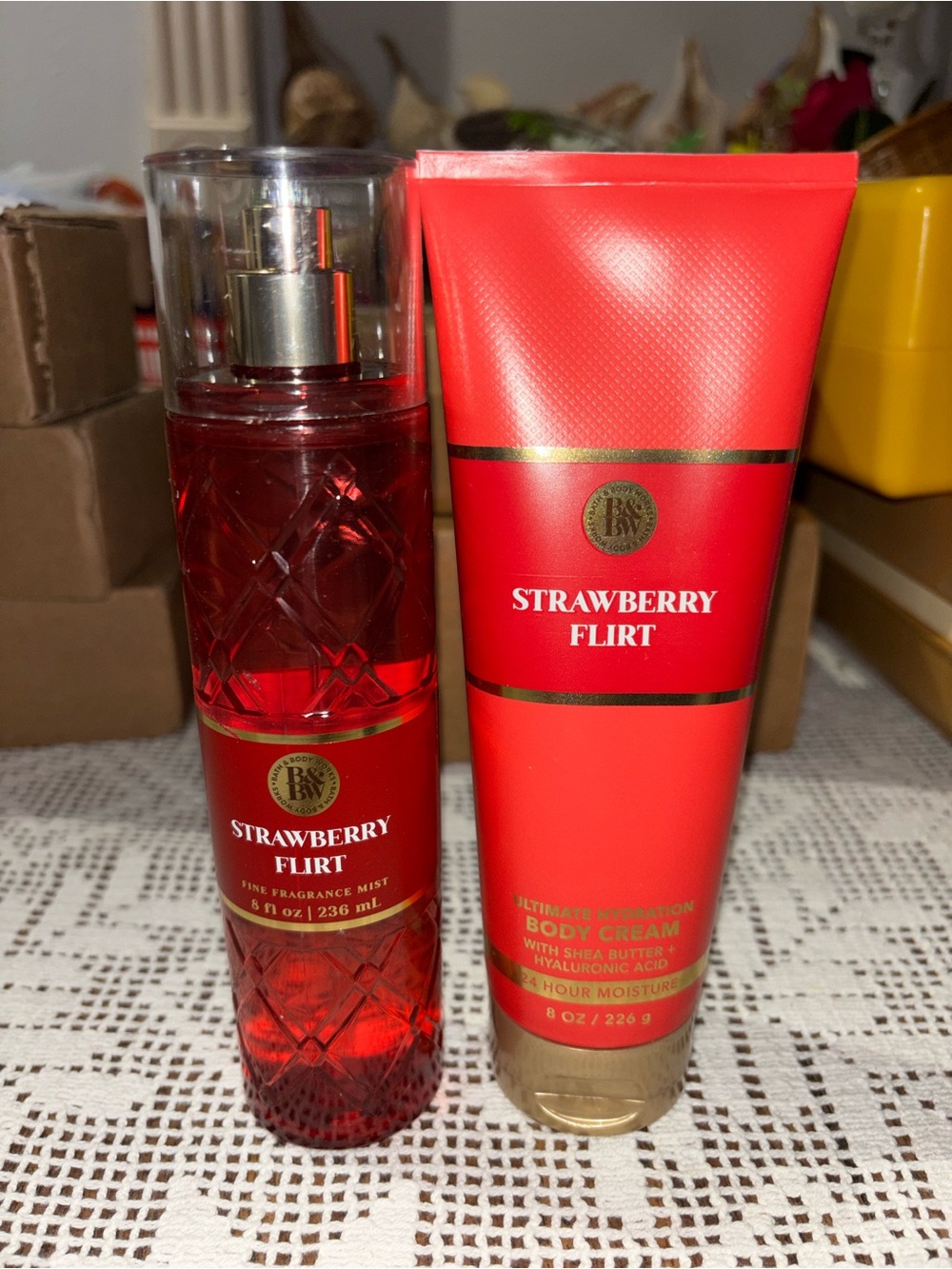 (2026) Strawberry Flirt Red Body Cream & Fragrance Mist Set
